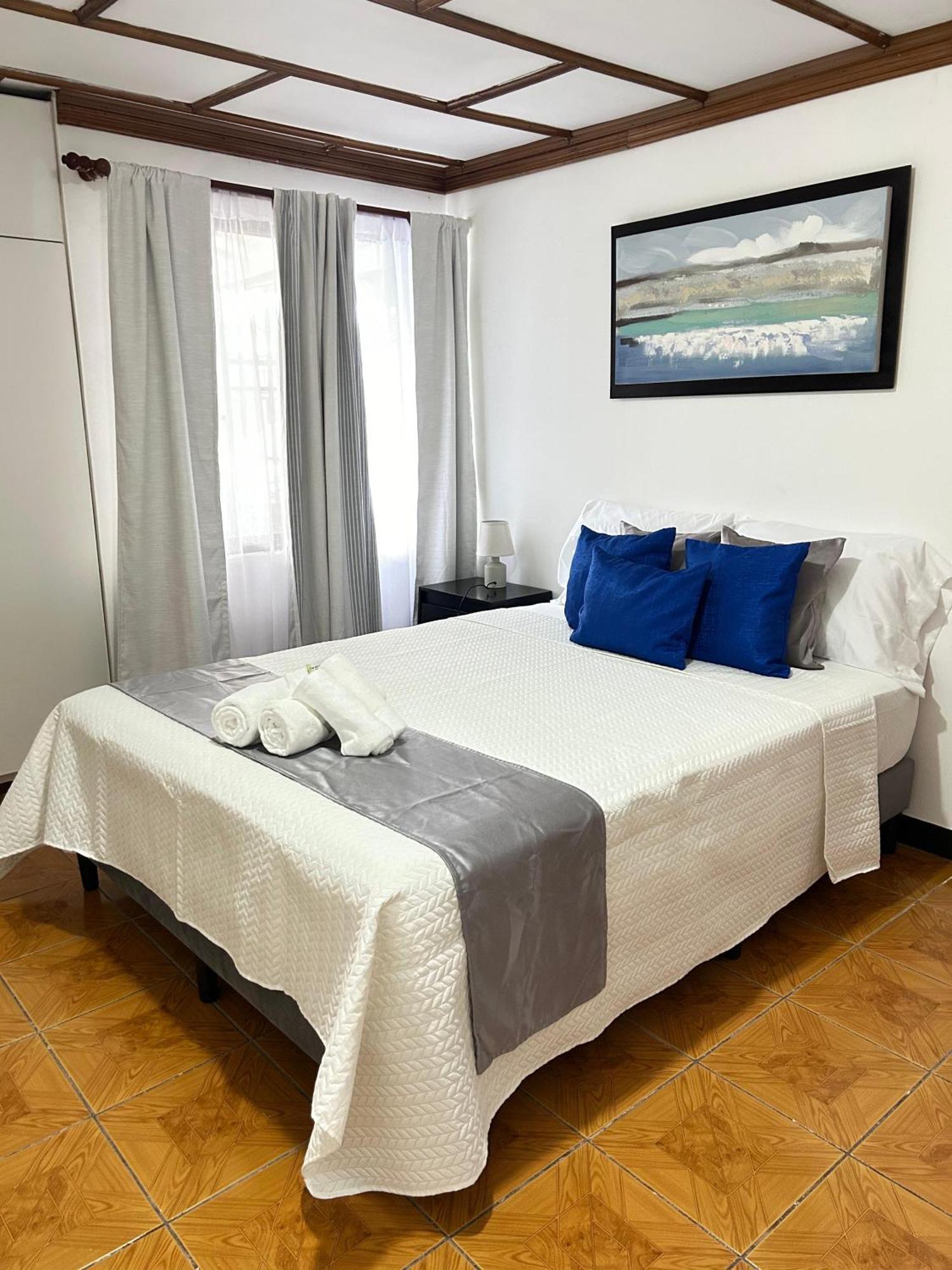 Sjo Airport 4 Min Free Parking * Alajuela