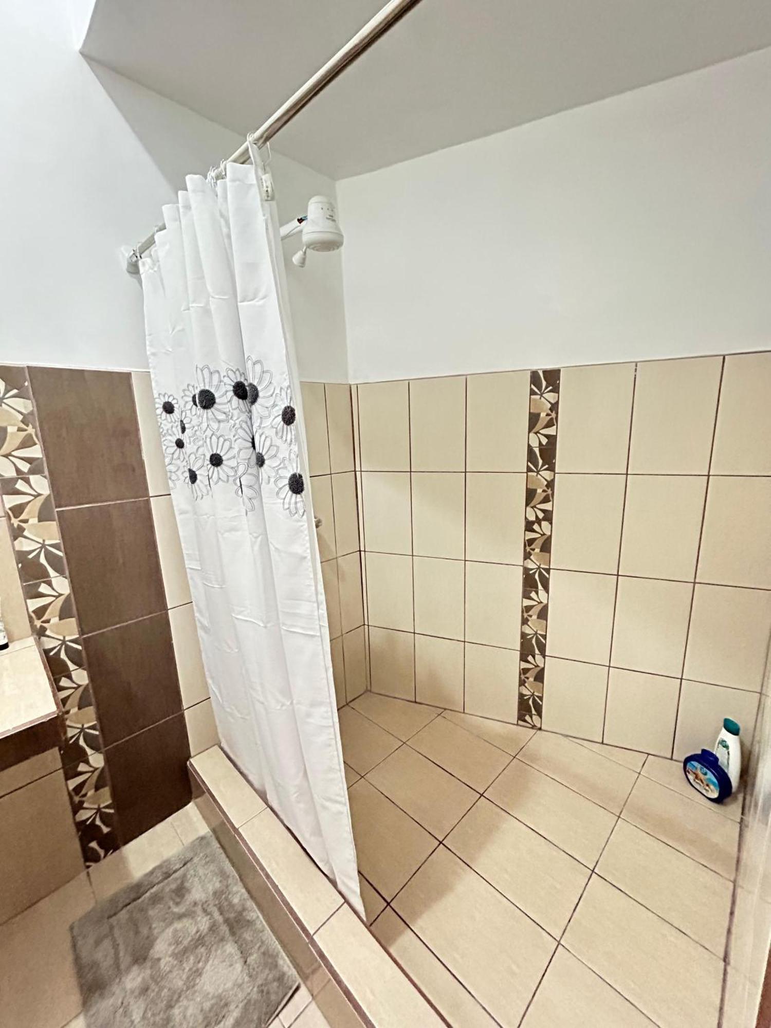 Sjo Airport 4 Min Free Parking Apartment Alajuela
