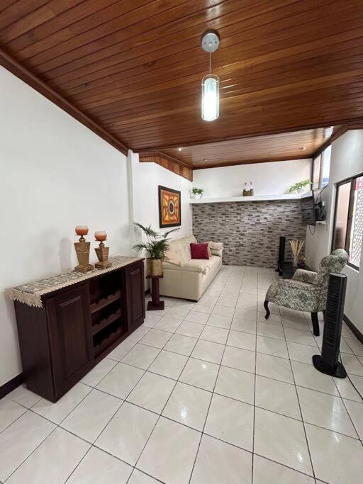 Apartment Sjo Airport 4 Min Free Parking *